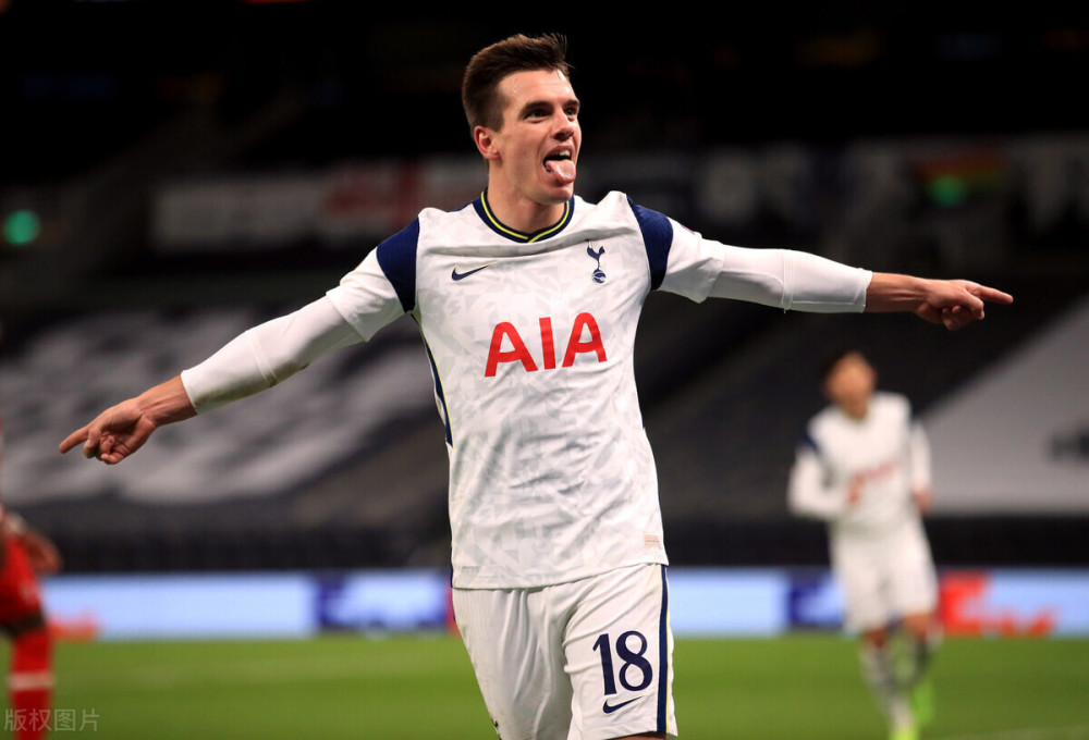 体坛联播｜曼城、利物浦、热刺战平，曾凡博时隔246天回归