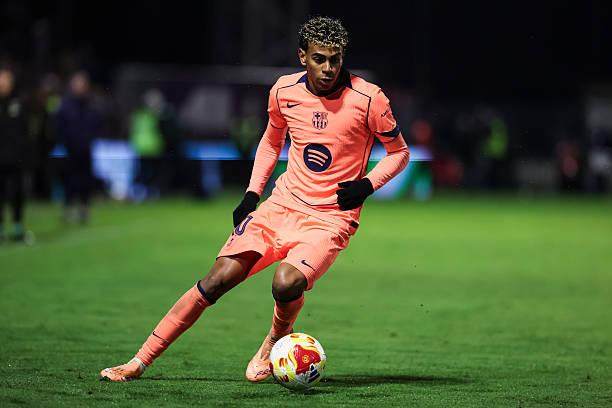 电竞厂商发布年度产品与赛事计划